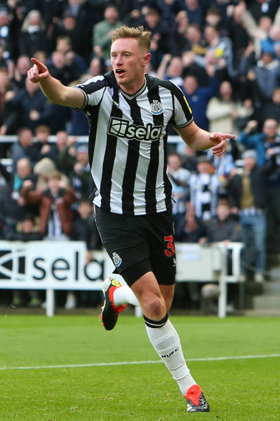 并迅速将球 并迅速将球